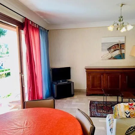F2 Avec Terrasse, Parking, Ascenseur Et Wifi - Animaux Acceptes - Amelie-les-bains - Fr-1-703-86 * Amelie-les-Bains-Palalda