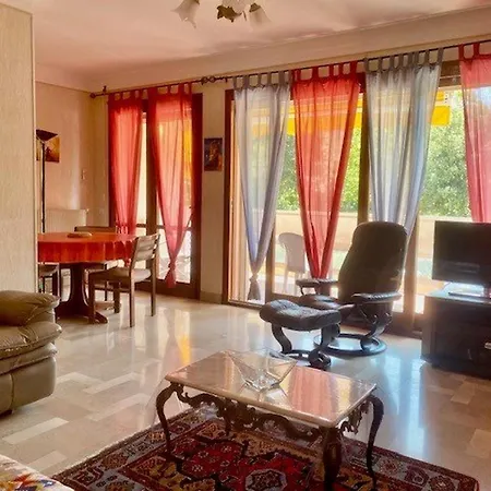 F2 Avec Terrasse, Parking, Ascenseur Et Wifi - Animaux Acceptes - Amelie-les-bains - Fr-1-703-86 Apartamento Amélie-les-Bains-Palalda